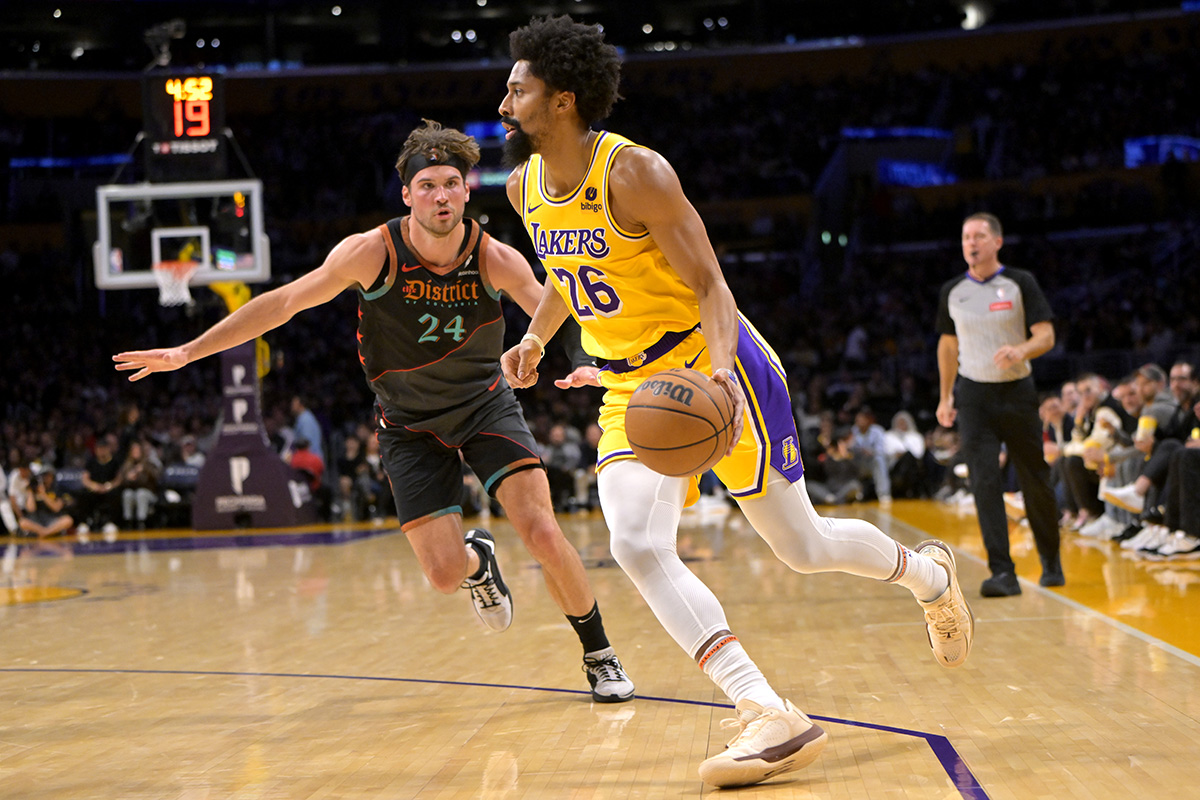 Spencer Dinwiddie aux Lakers