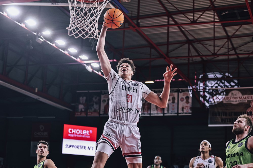 Tidjane Salaün avec Cholet Basket
