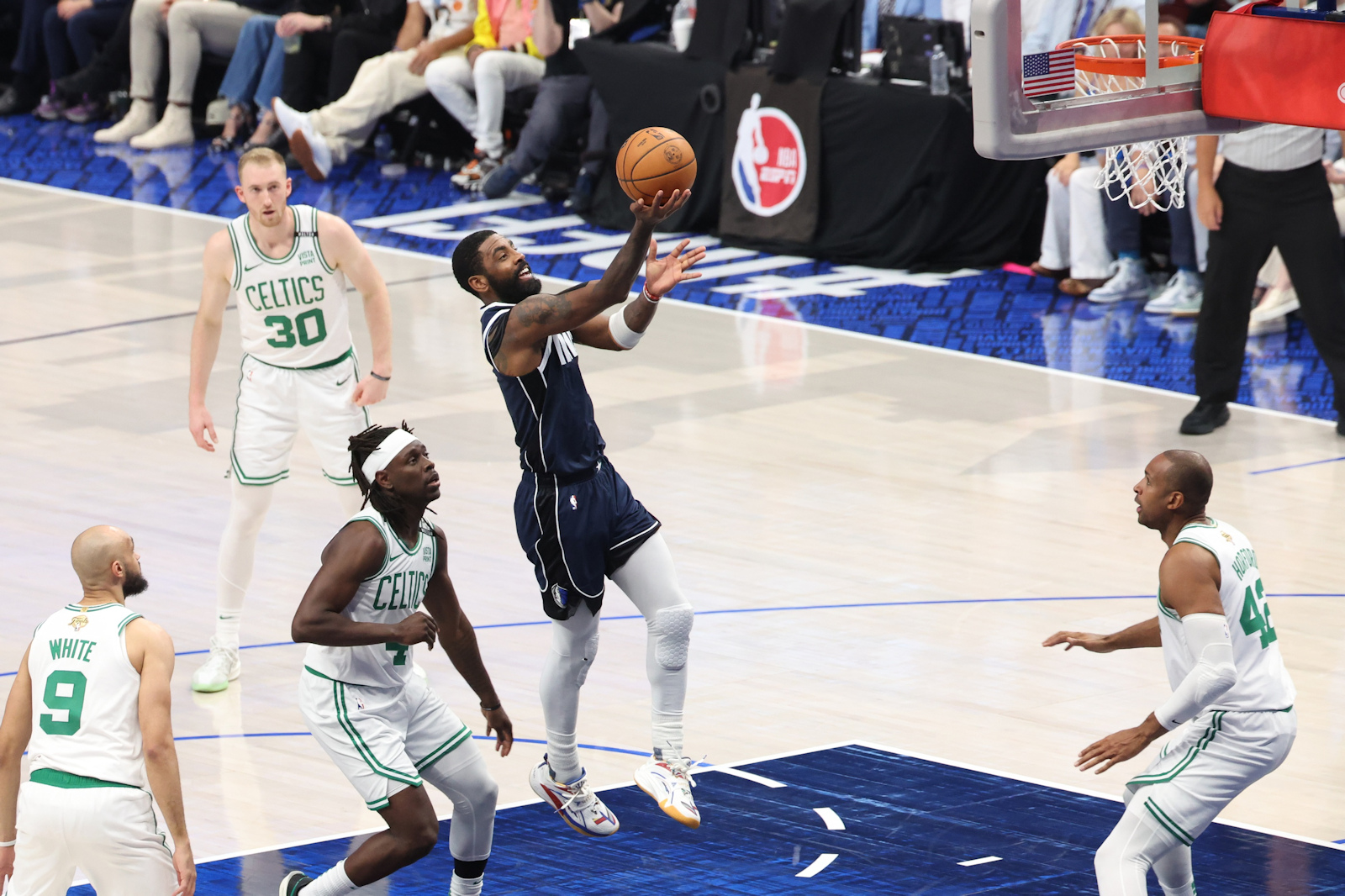 Kyrie Irving mavericks