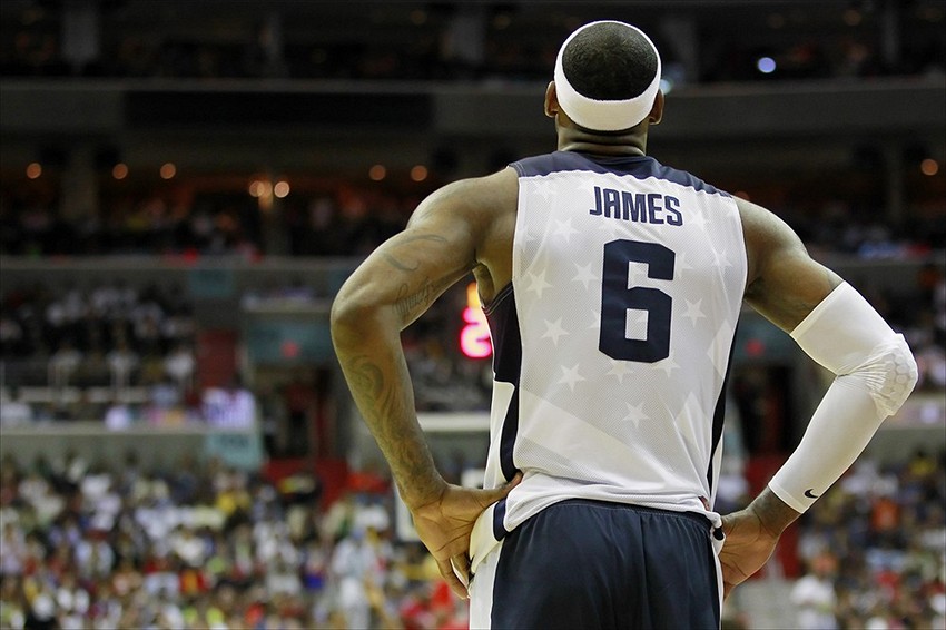 LeBron James, porte-drapeau des Etats-Unis