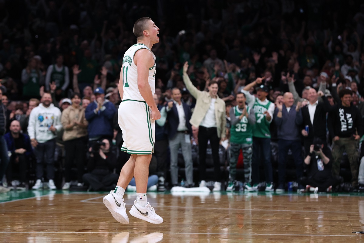 Payton Pritchard exulte lors de Celtics-Bucks