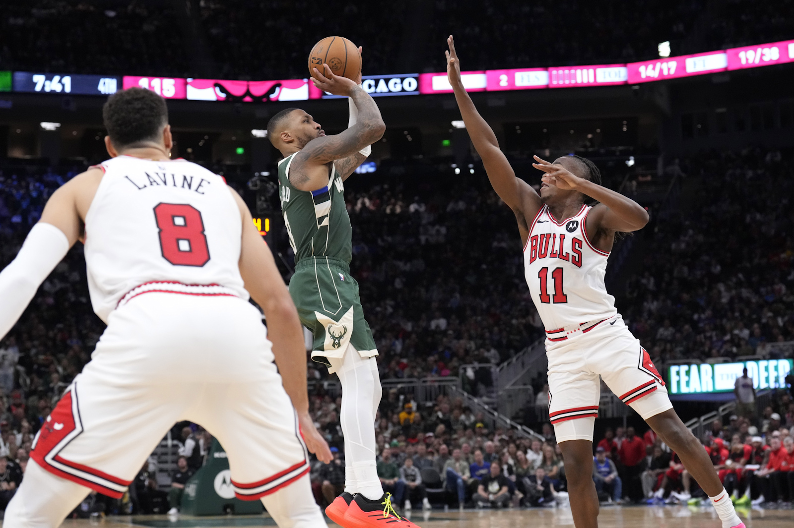 Damian Lillard Bucks