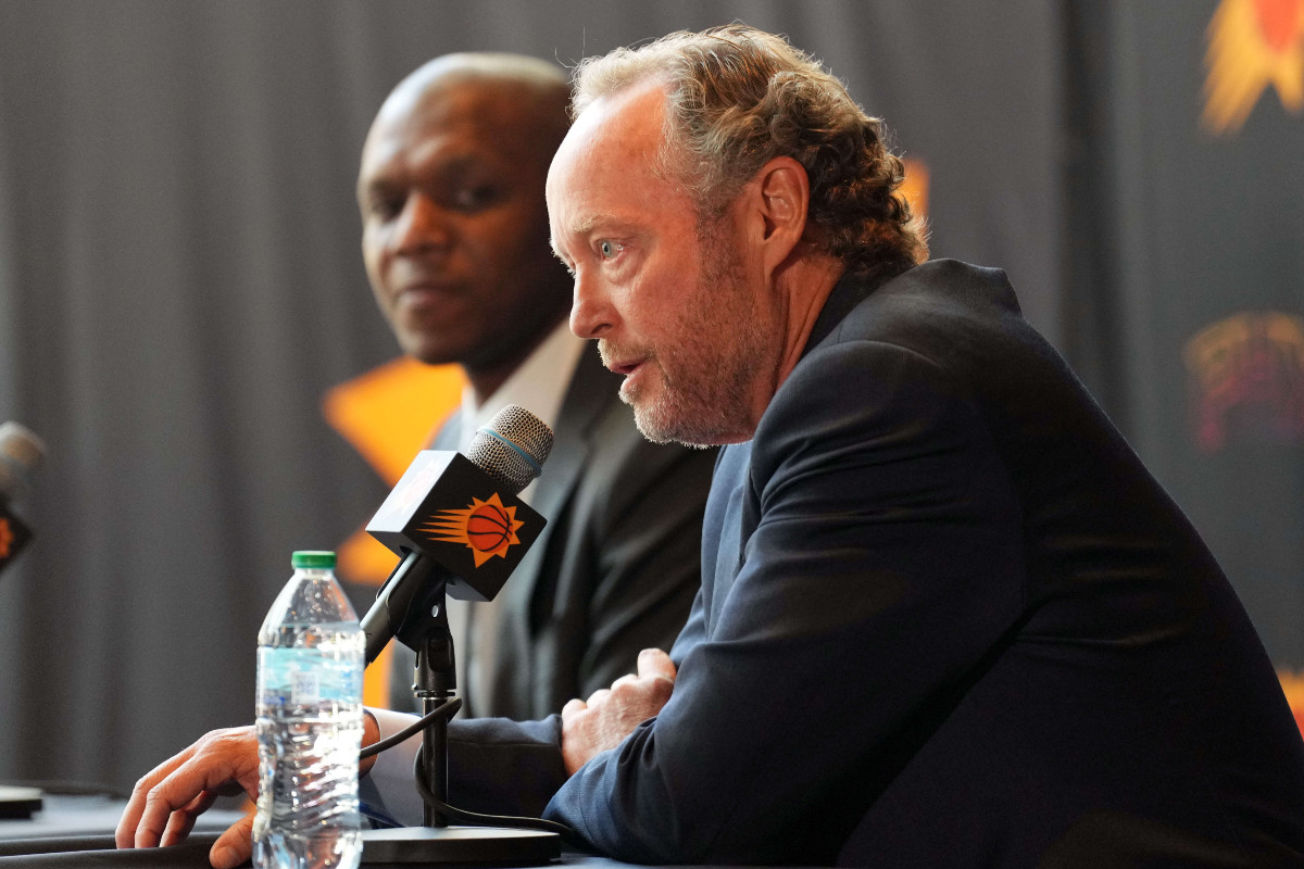 Mike Budenholzer avec les Phoenix Suns