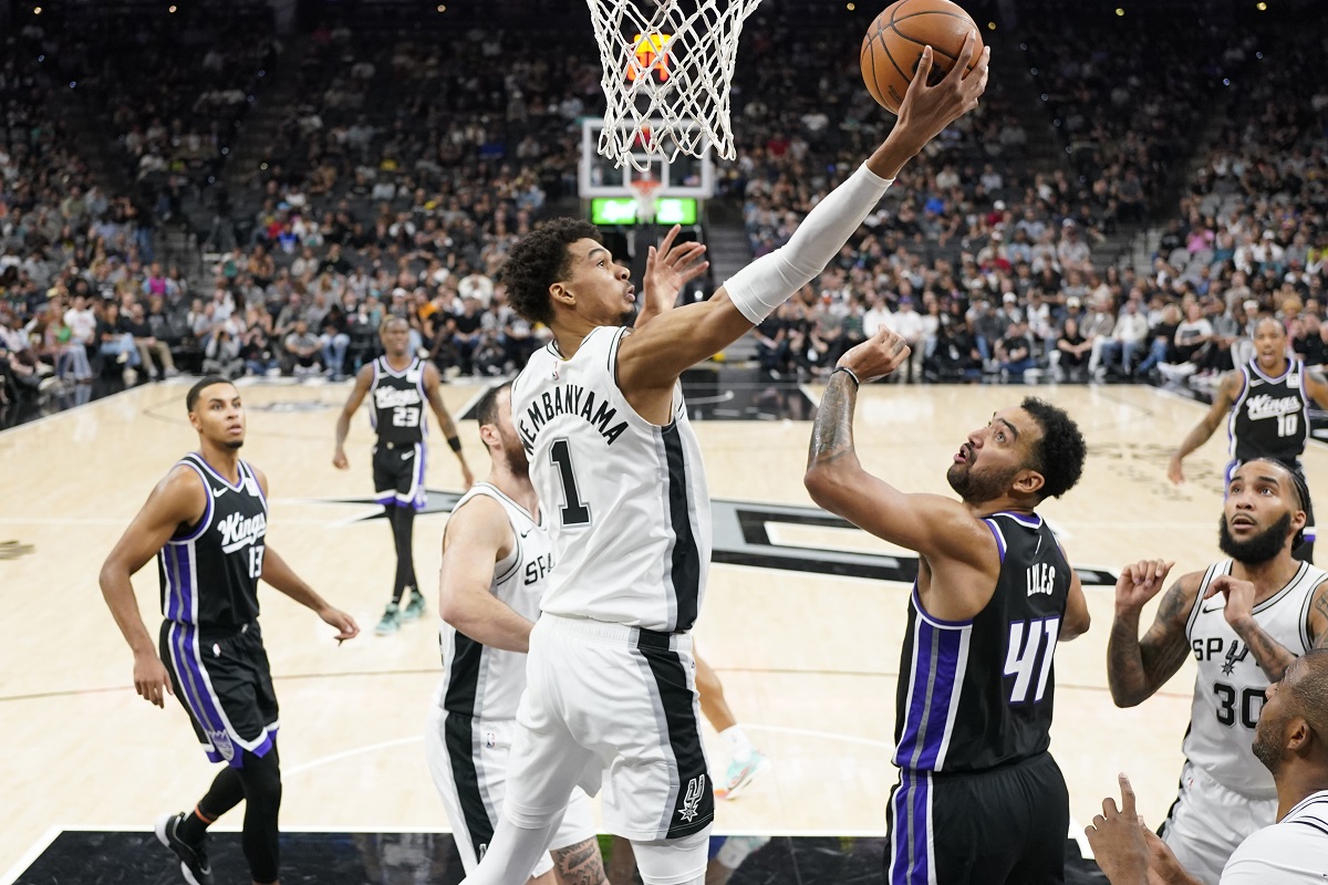 Victor Wembanyama (Spurs) face aux Kings