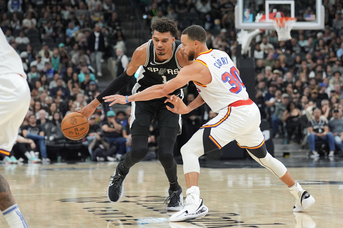 Victor Wembanyama et les Spurs face aux Warriors