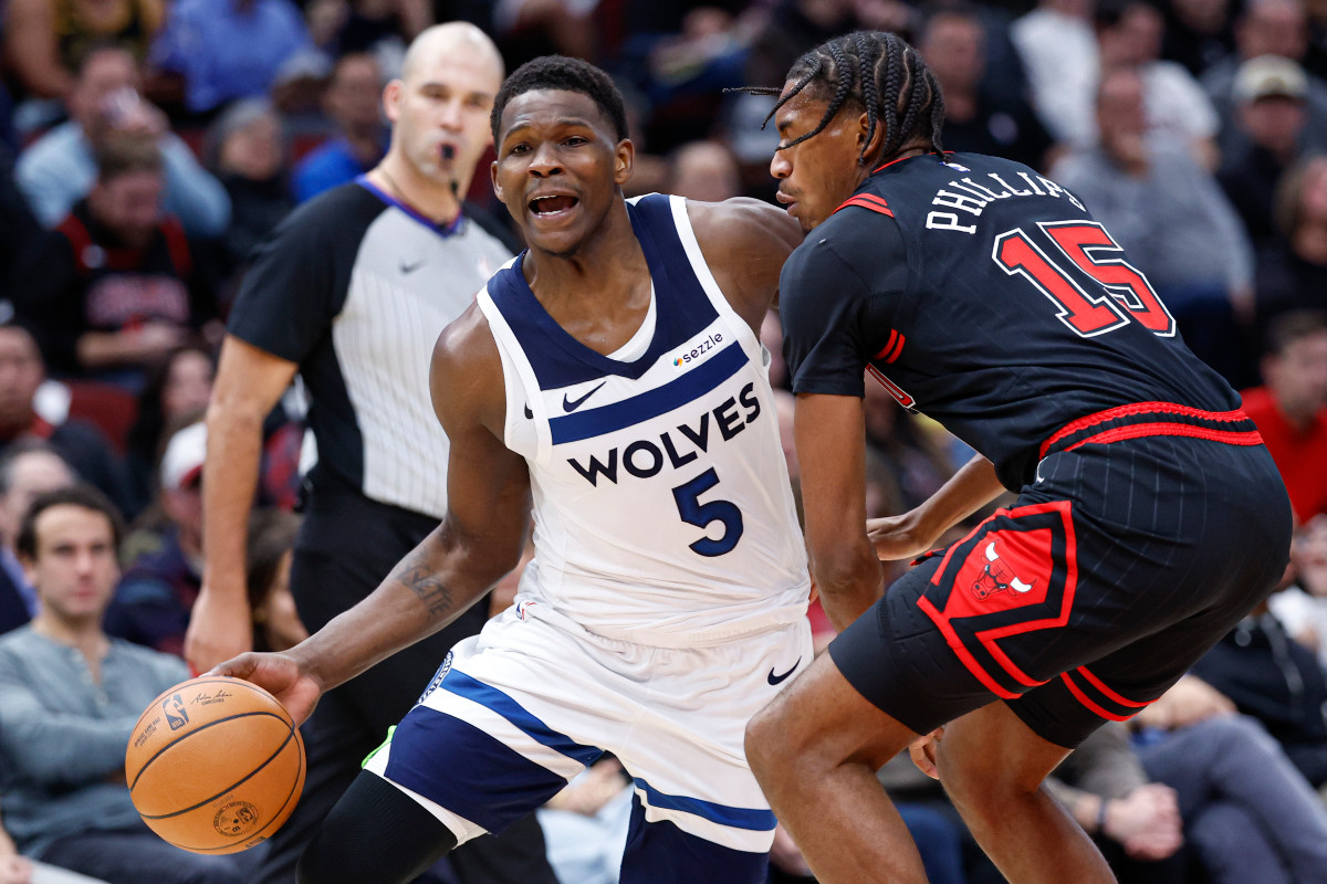 Anthony Edwards et les Wolves face aux Bulls