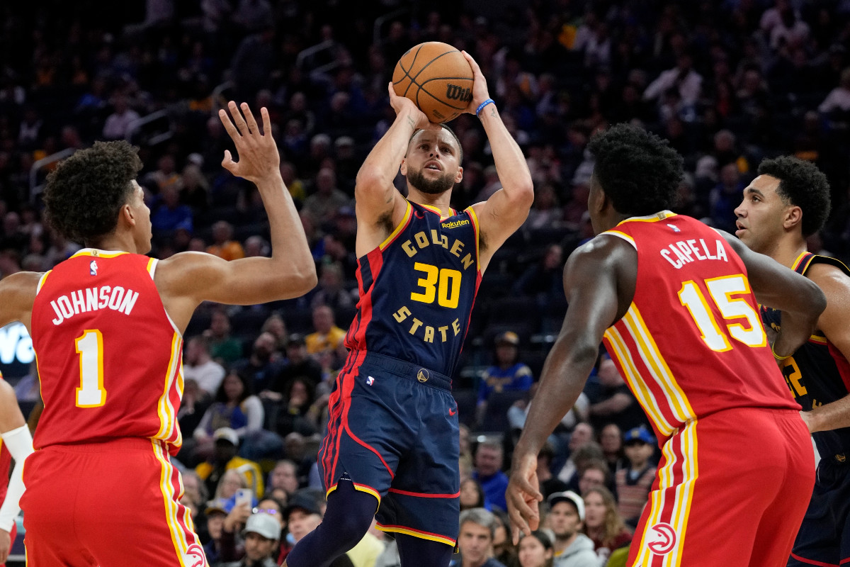 Stephen Curry face aux Hawks