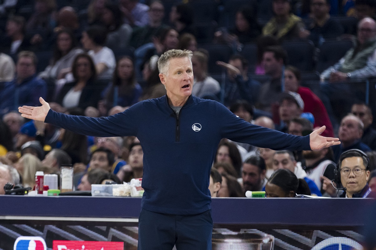 Steve Kerr (Warriors) face au Thunder