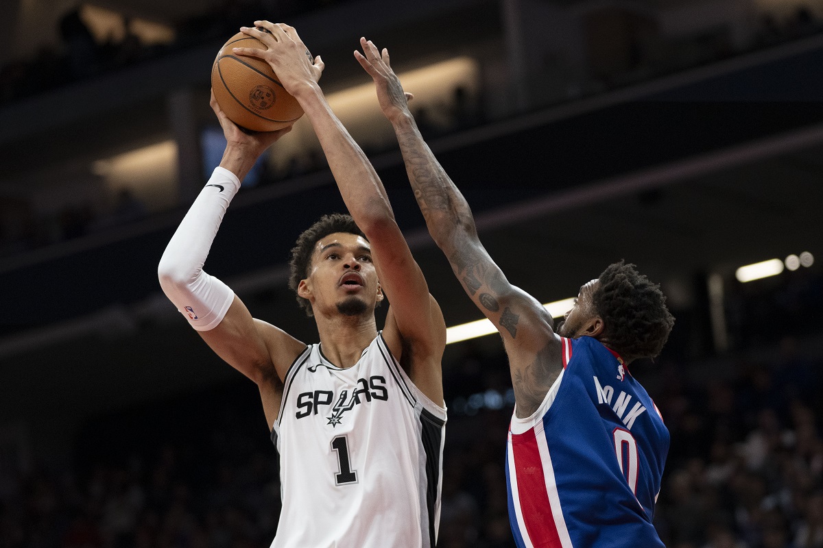 Victor Wembanyama (Spurs) contre les Kings