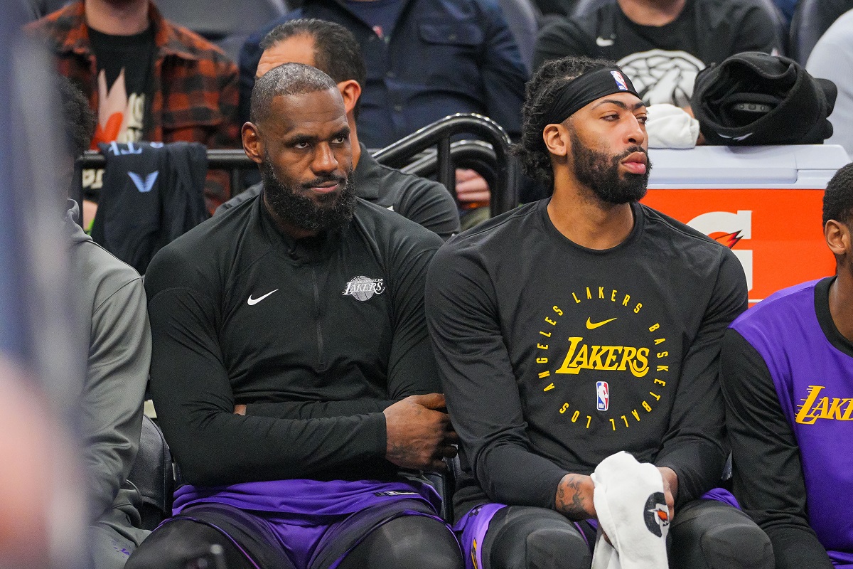 LeBron James et Anthony Davis (Lakers) contre les Wolves