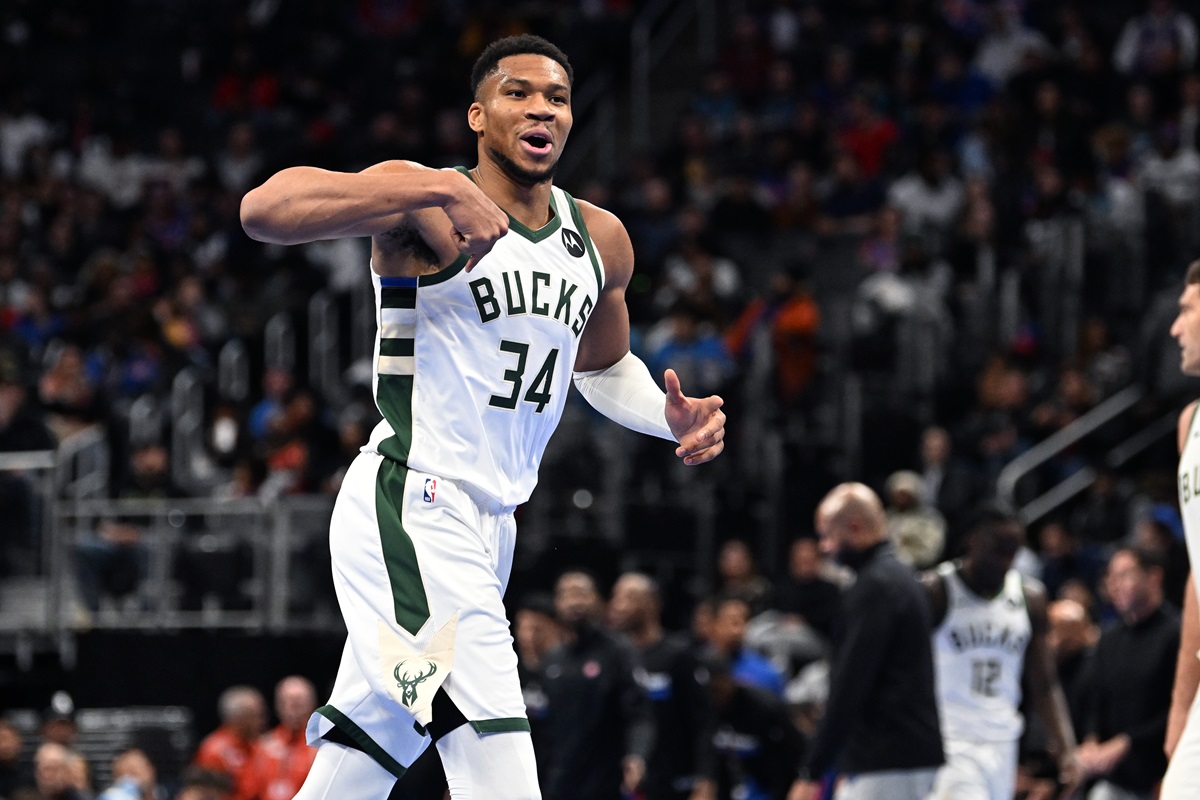 Giannis Antetokounmpo Bucks