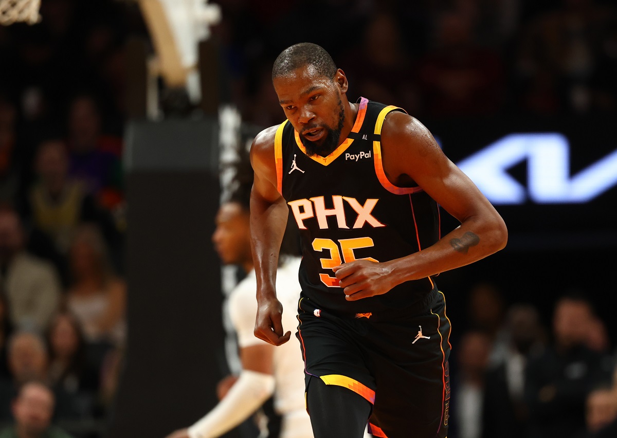 Kevin Durant (Suns) contre les Spurs