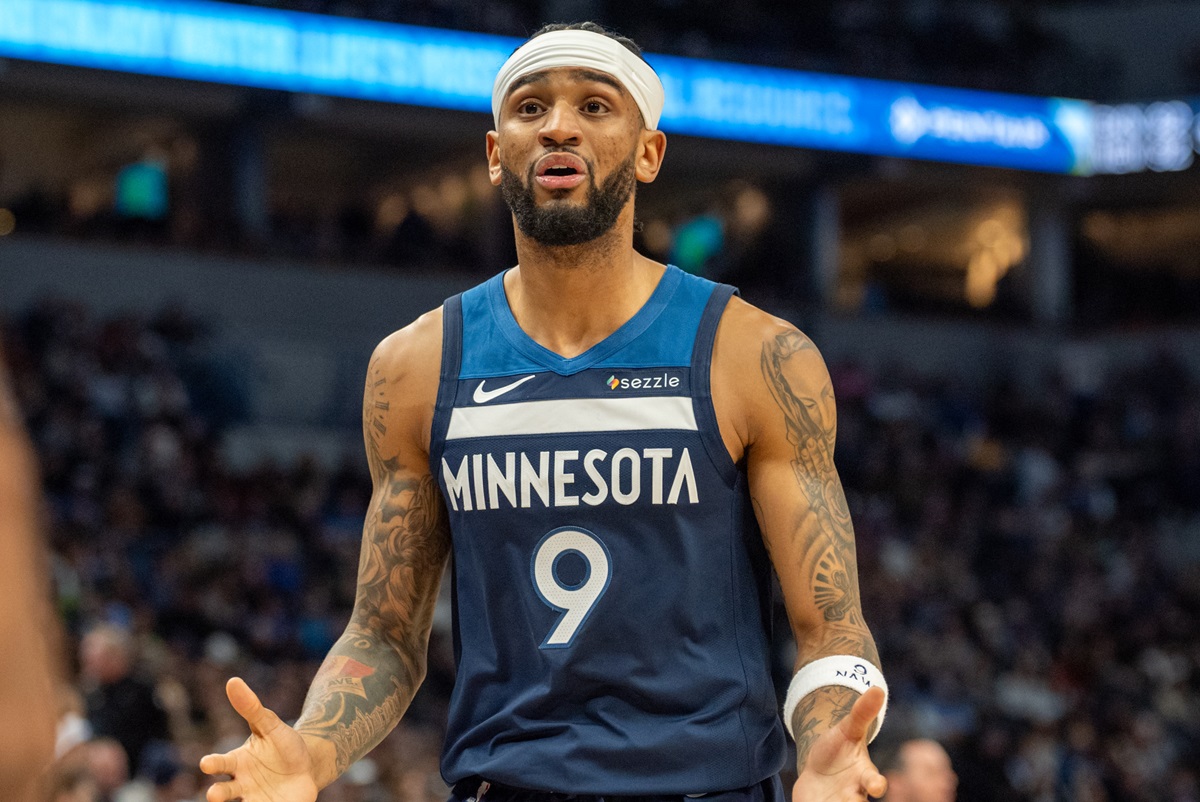 Nickeil Alexander-Walker Wolves