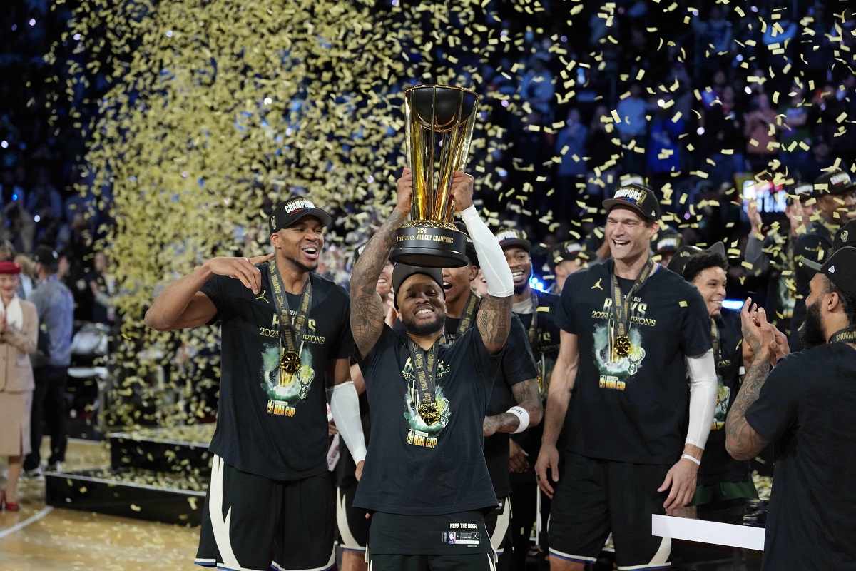 Les Milwaukee Bucks vainqueurs de la NBA Cup