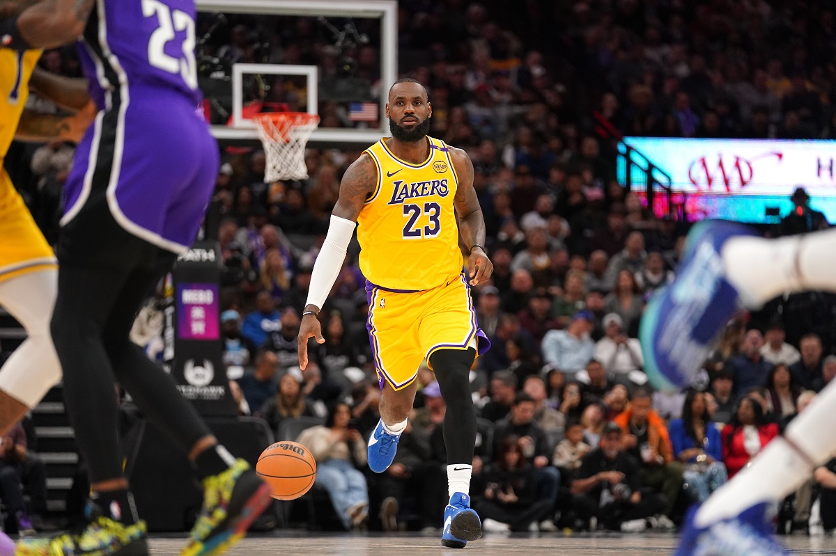LeBron James (Lakers) contre les Kings