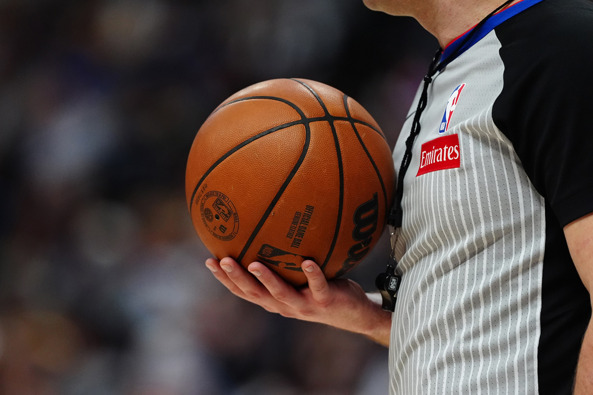 Les arbitres NBA face aux menaces en ligne