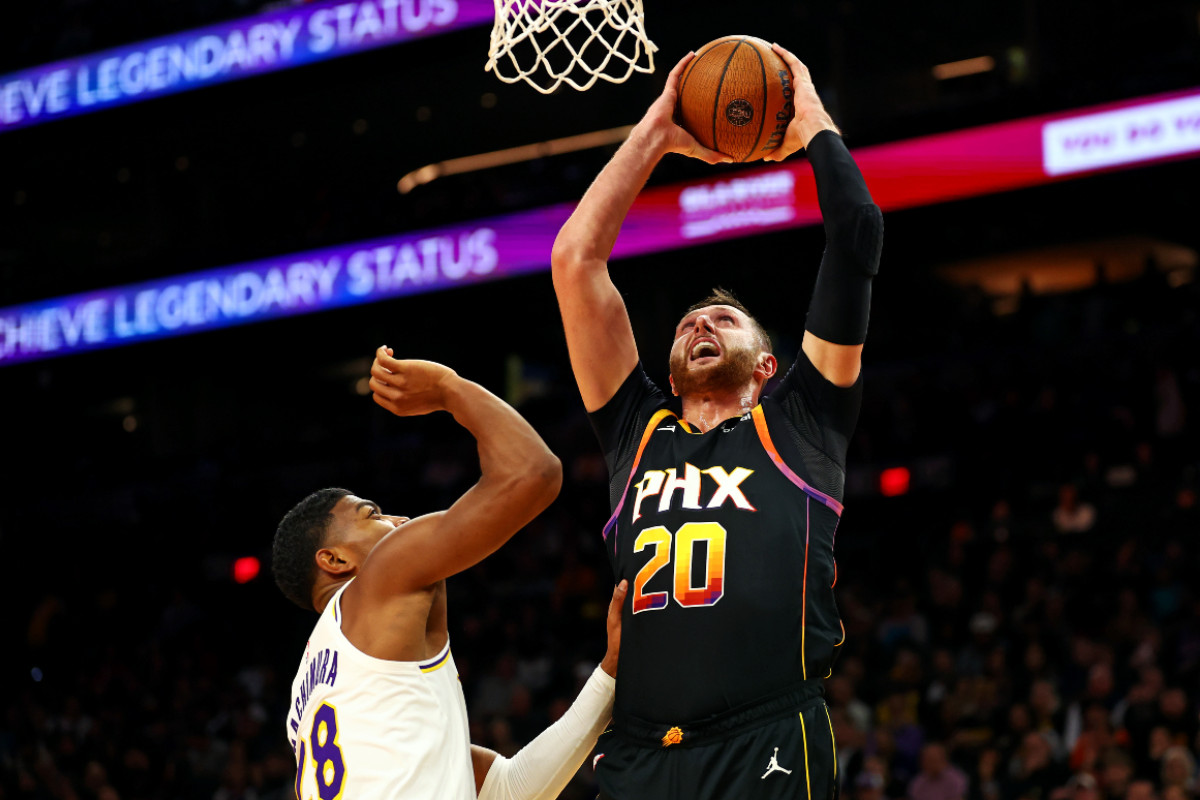 Jusuf Nurkic avec les Suns