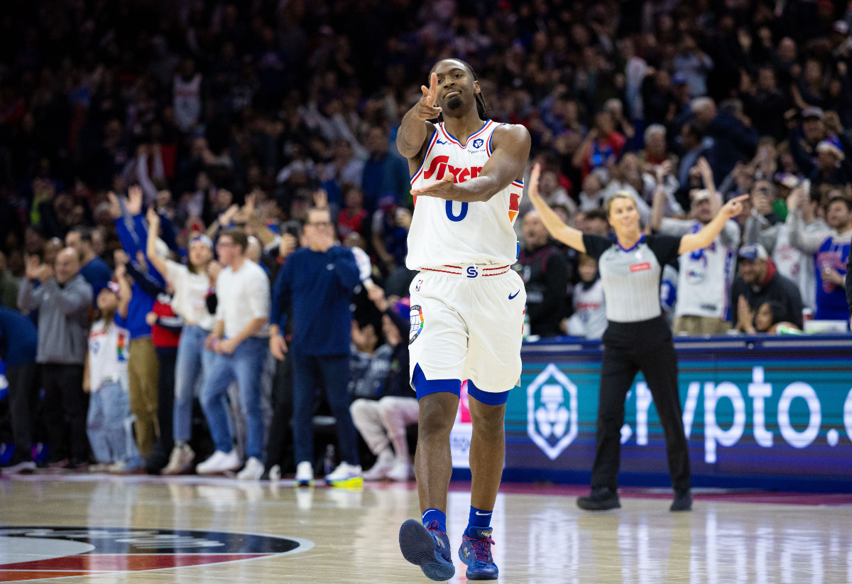 Tyrese Maxey et les Sixers face aux Spurs