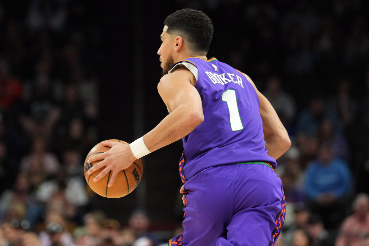 Devin Booker avec les Suns