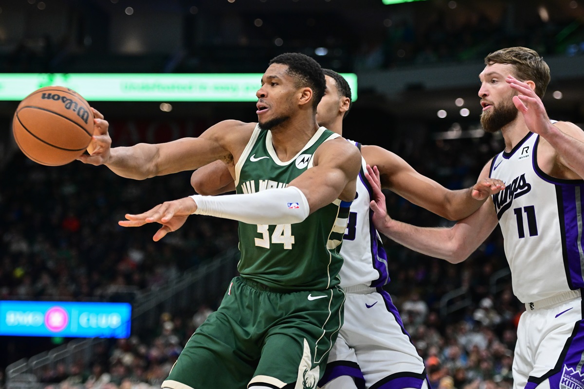Giannis Antetokounmpo Bucks