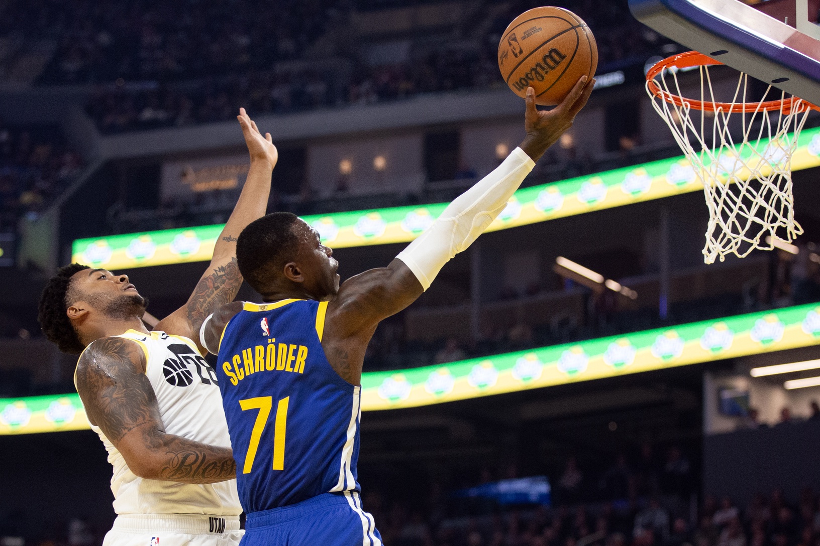 Dennis Schröder et les Warriors