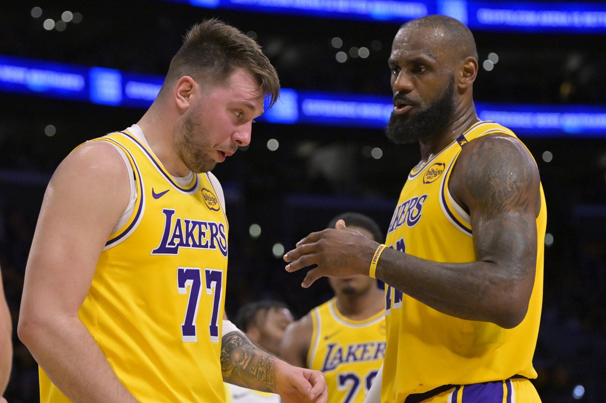 LeBron James et Luka Doncic