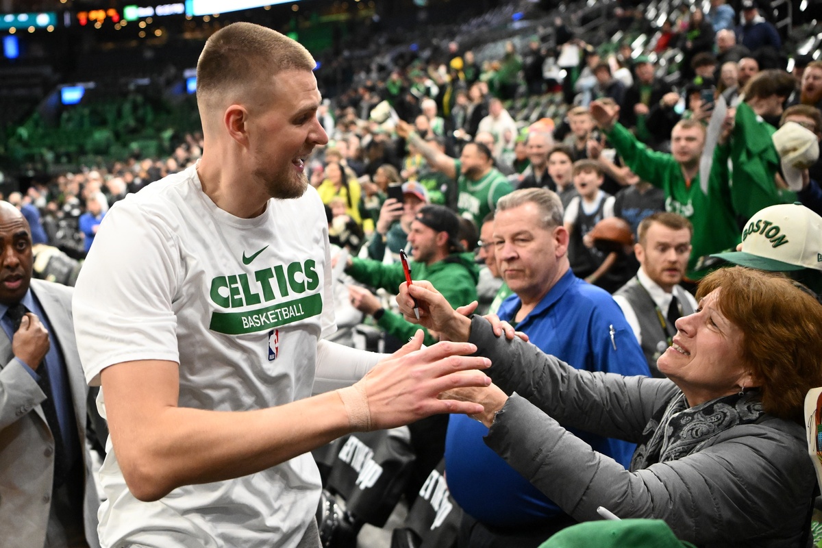 Kristaps Porzingis avec les Celtics