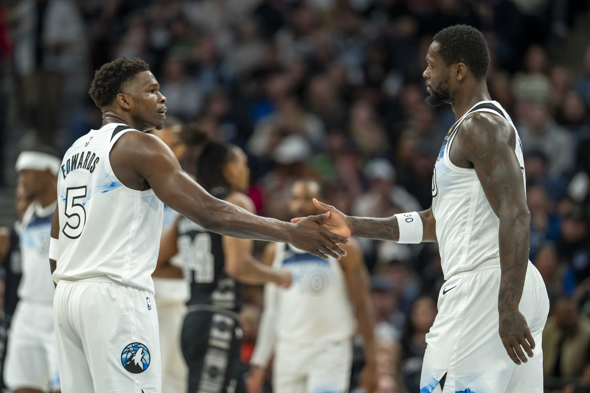 Julius Randle et Anthony Edwards