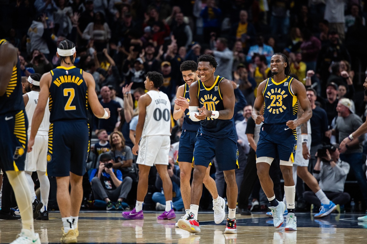 La joie des Pacers face aux Mavericks