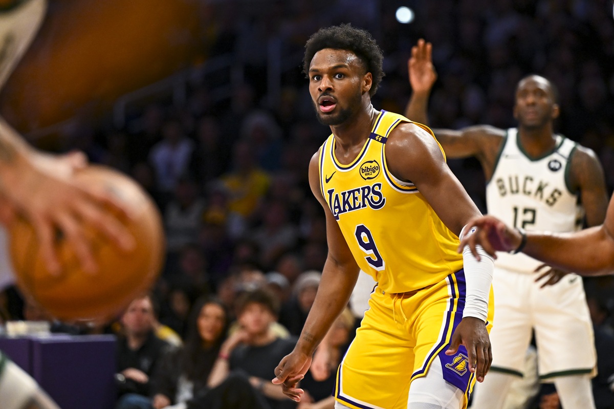 Bronny James (Lakers) contre les Bucks
