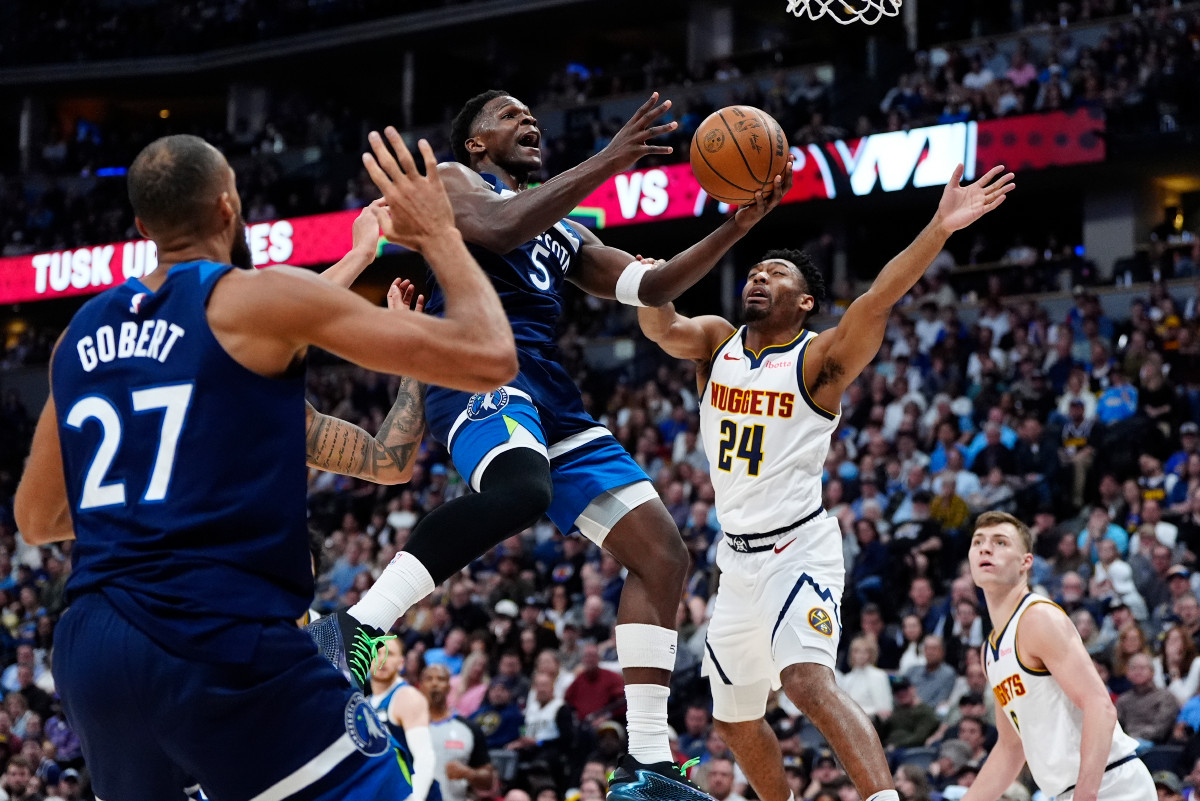 Anthony Edwards et les Wolves face aux Nuggets