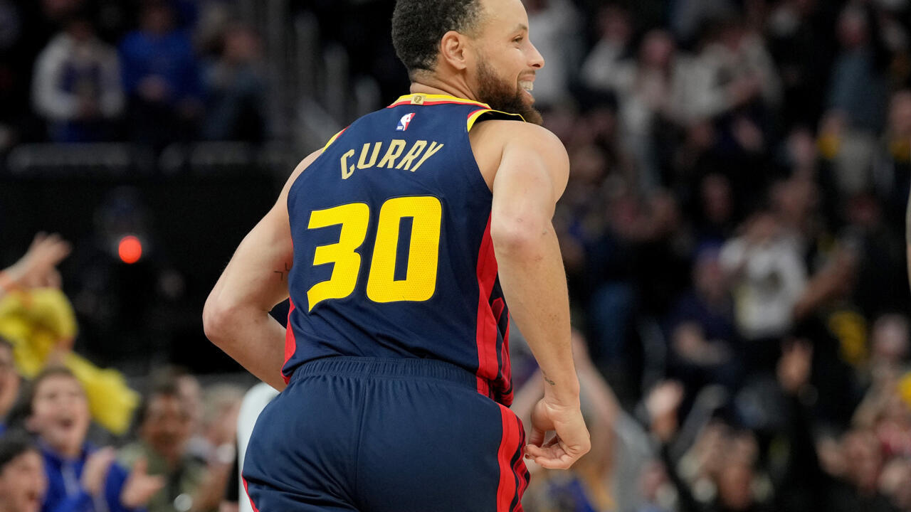 Stephen Curry à 4 000 tirs à 3-points