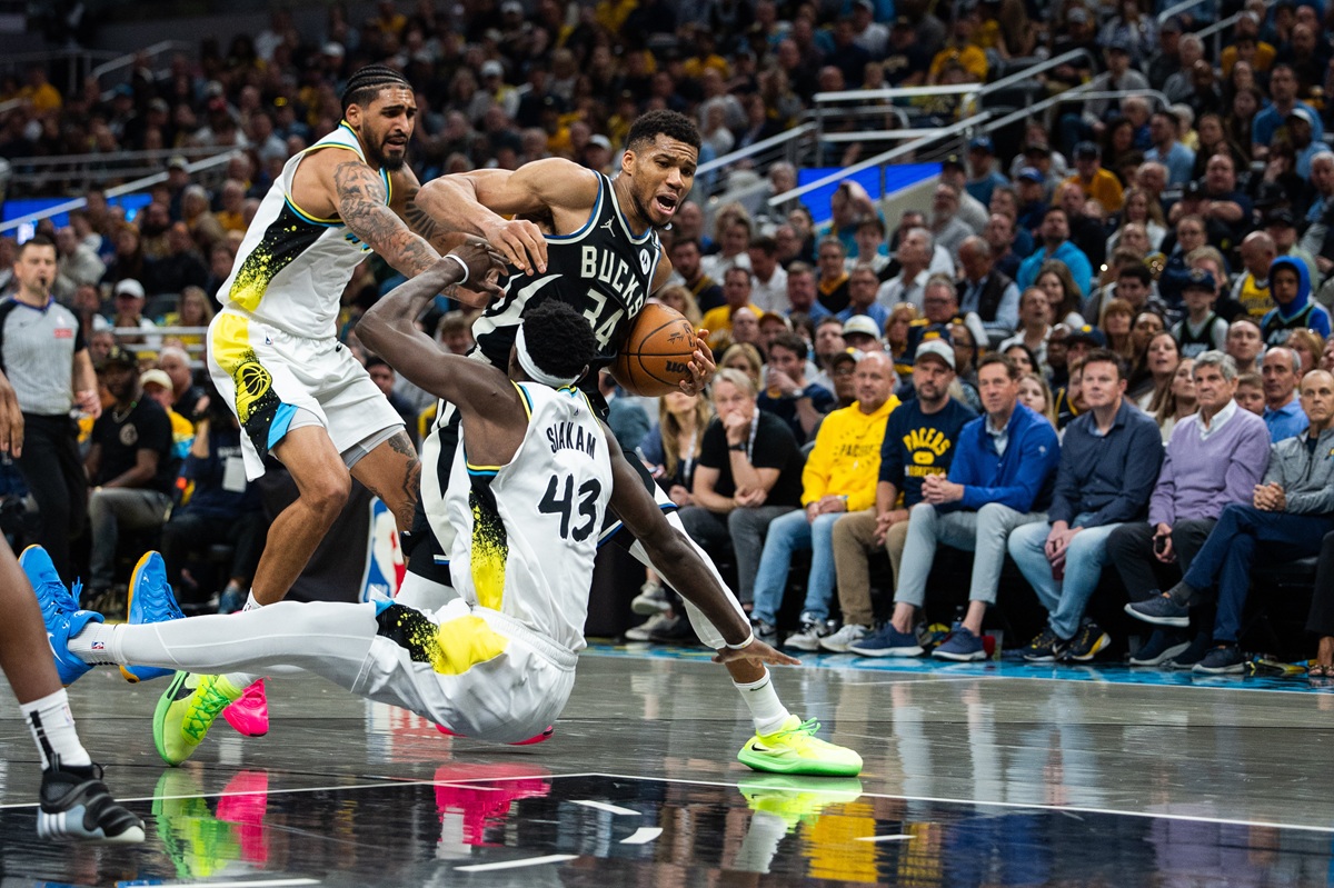 Giannis Antetokounmpo Bucks