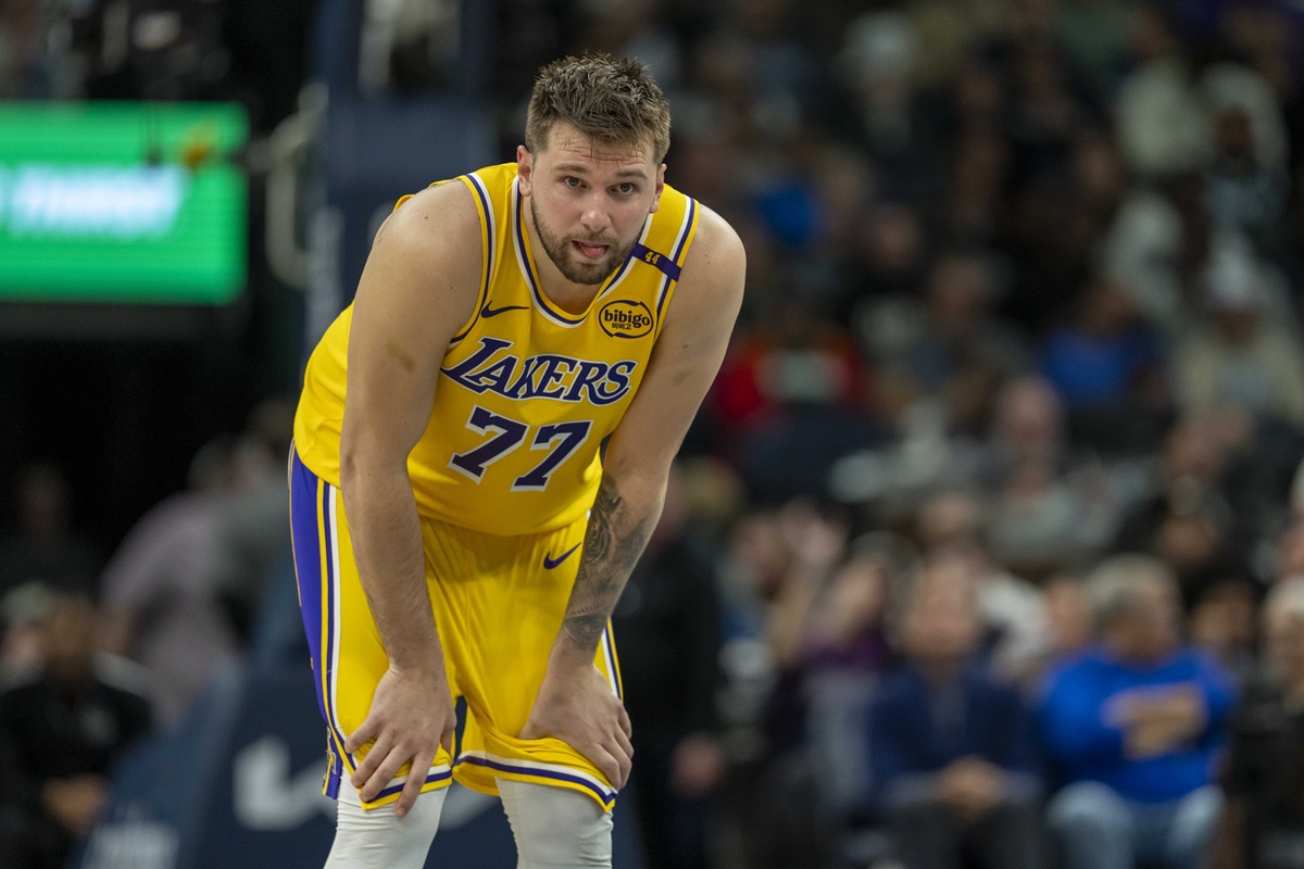 Luka Doncic (Lakers) contre les Wolves lors du Game 3