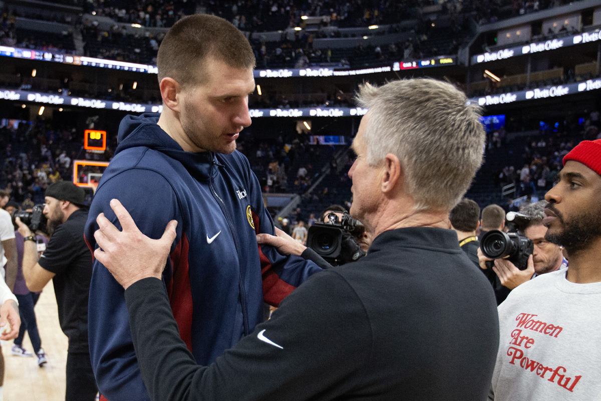 Steve Kerr et Nikola Jokic