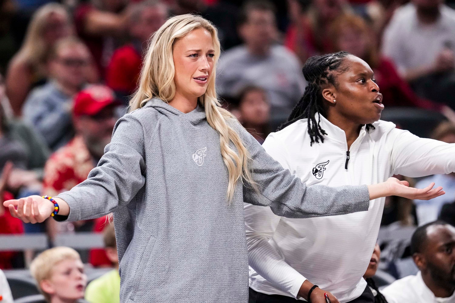 Sophie Cunningham avec l'Indiana Fever