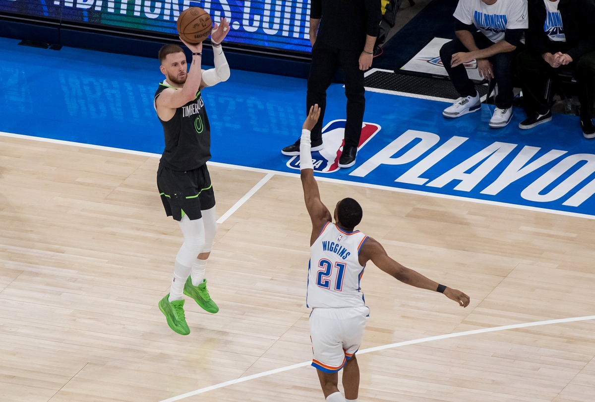 Donte DiVincenzo (Wolves) contre le Thunder lors du Game 1
