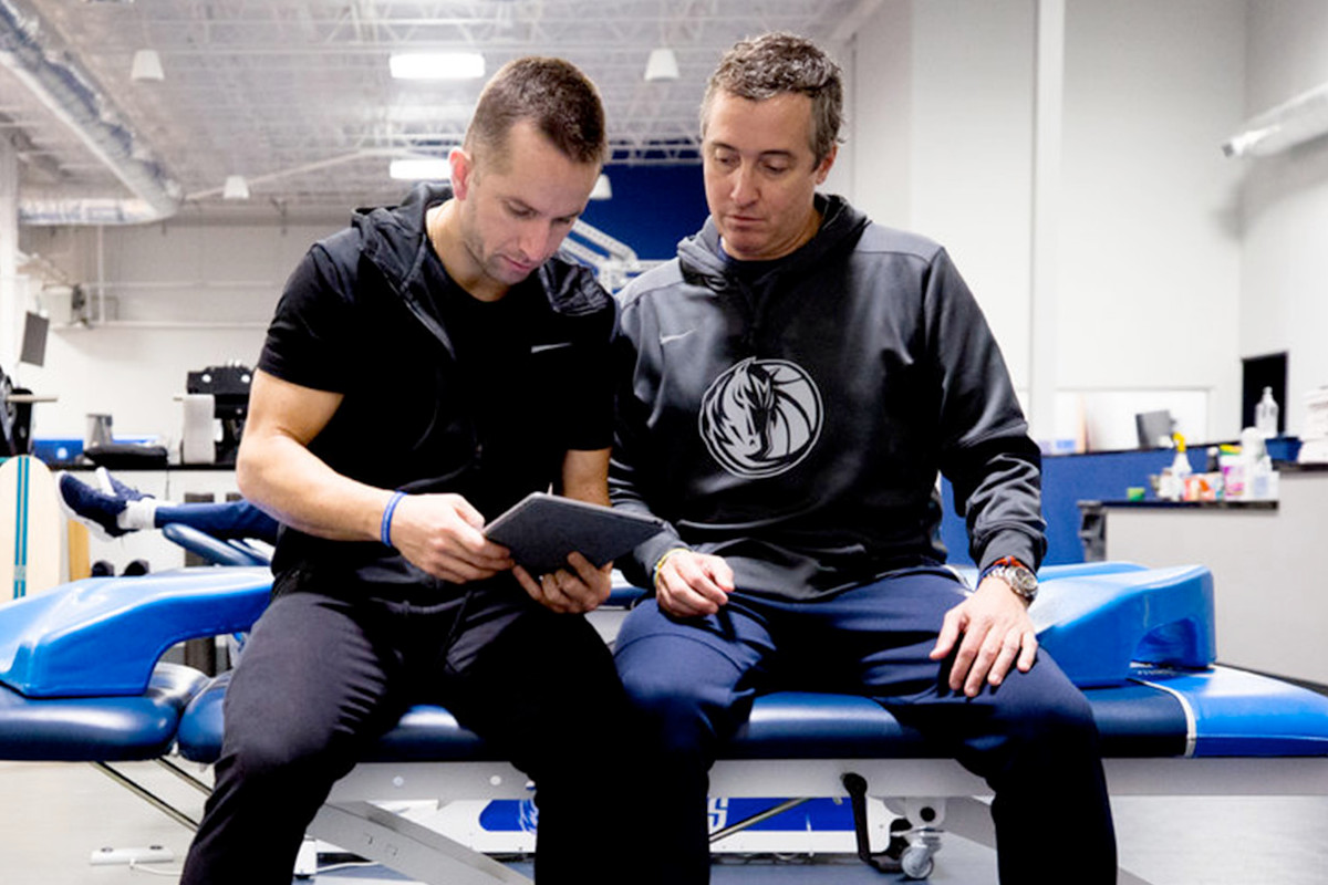 Casey Smith des Mavericks aux Knicks