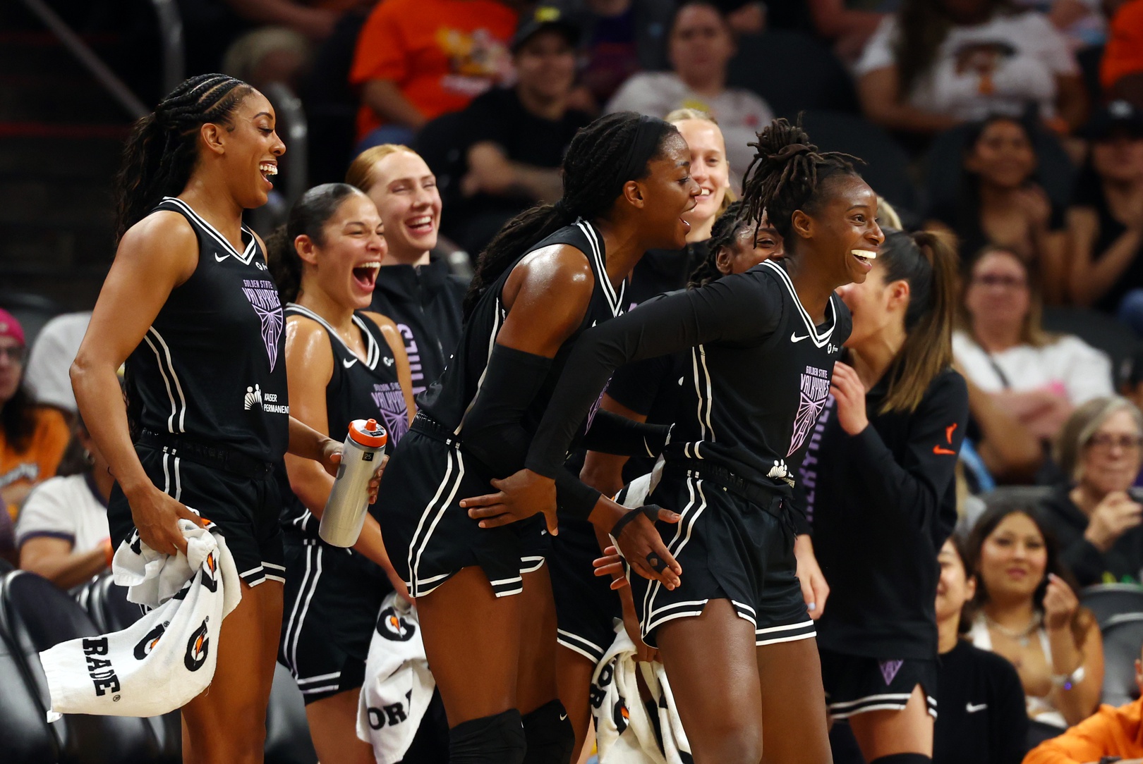 Migna Touré avec les Golden State Valkyries