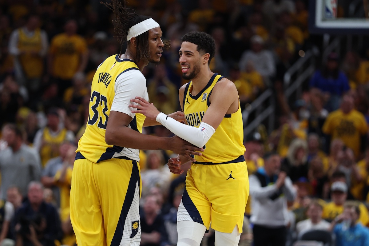 Myles Turner Tyrese Haliburton