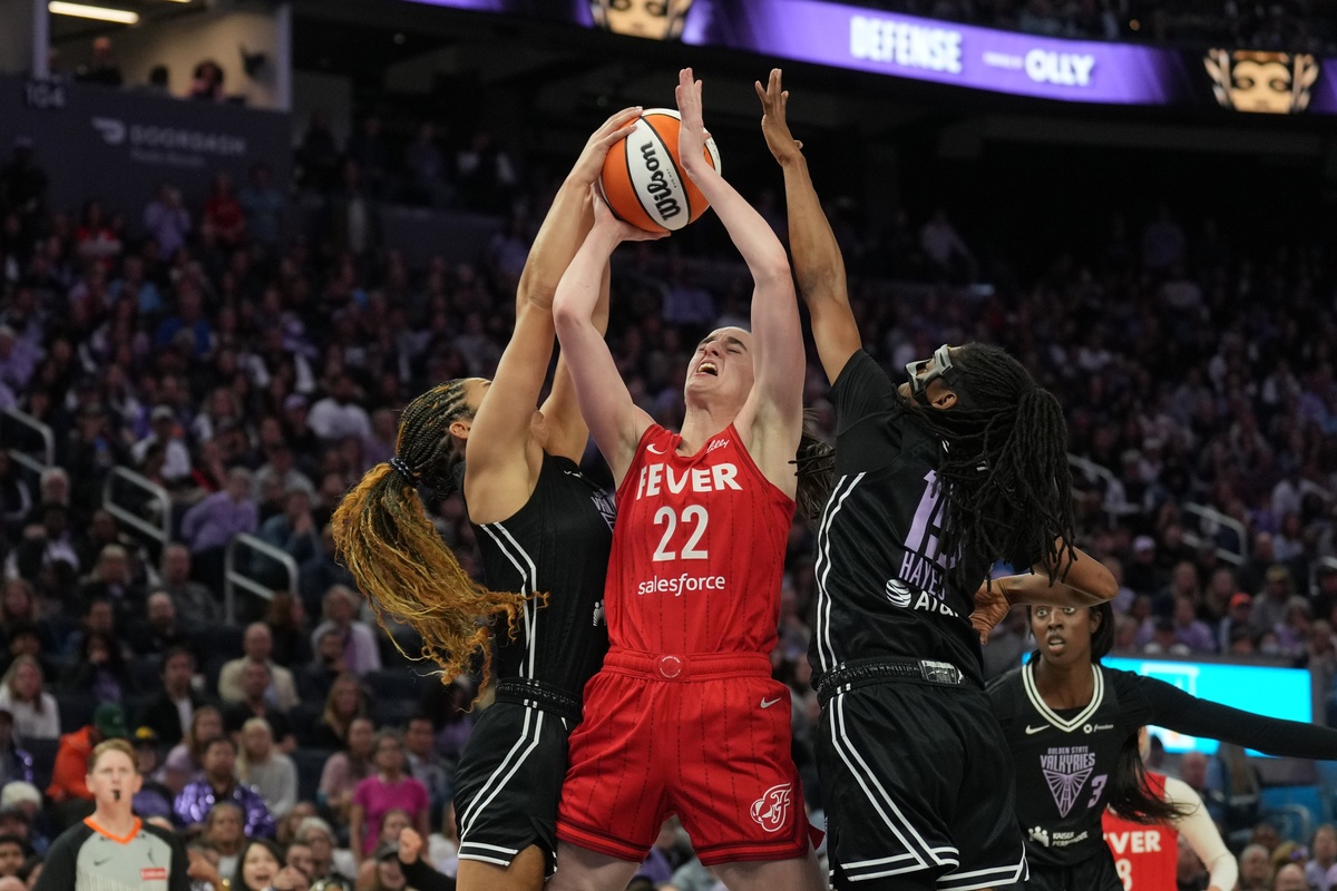 Caitlin Clark face aux Valkyries