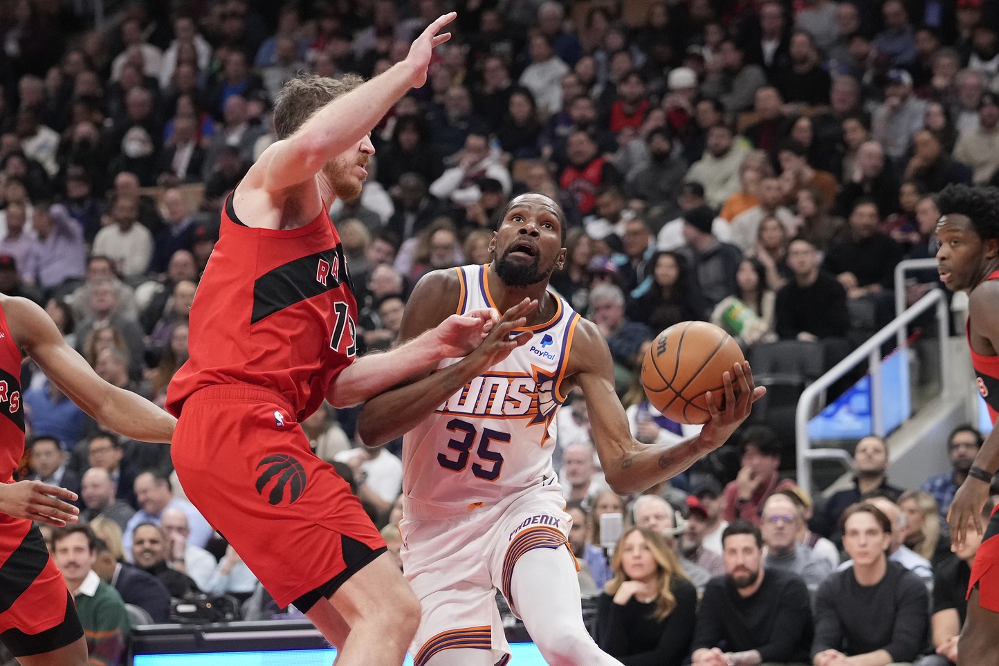 Kevin Durant Jakob Poeltl