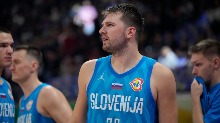 Luka Doncic avec la Slovénie