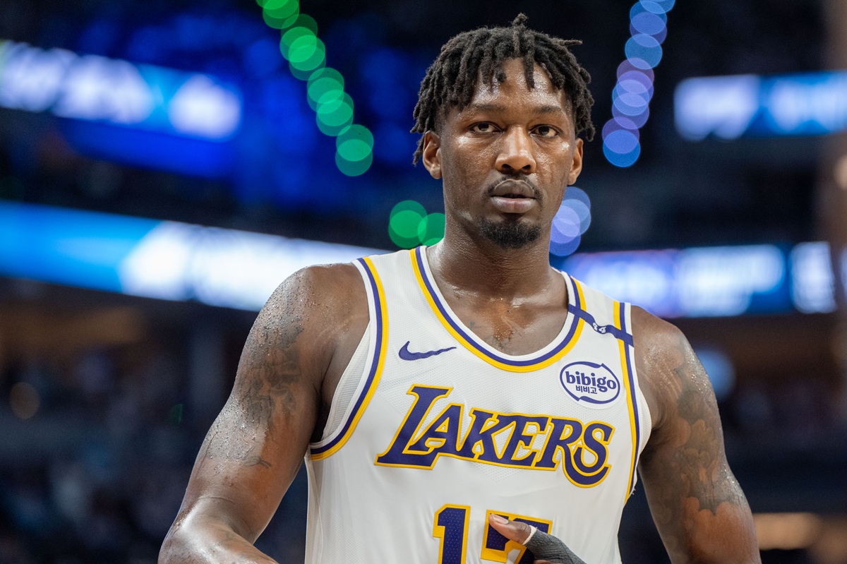 Dorian Finney-Smith avec les Lakers