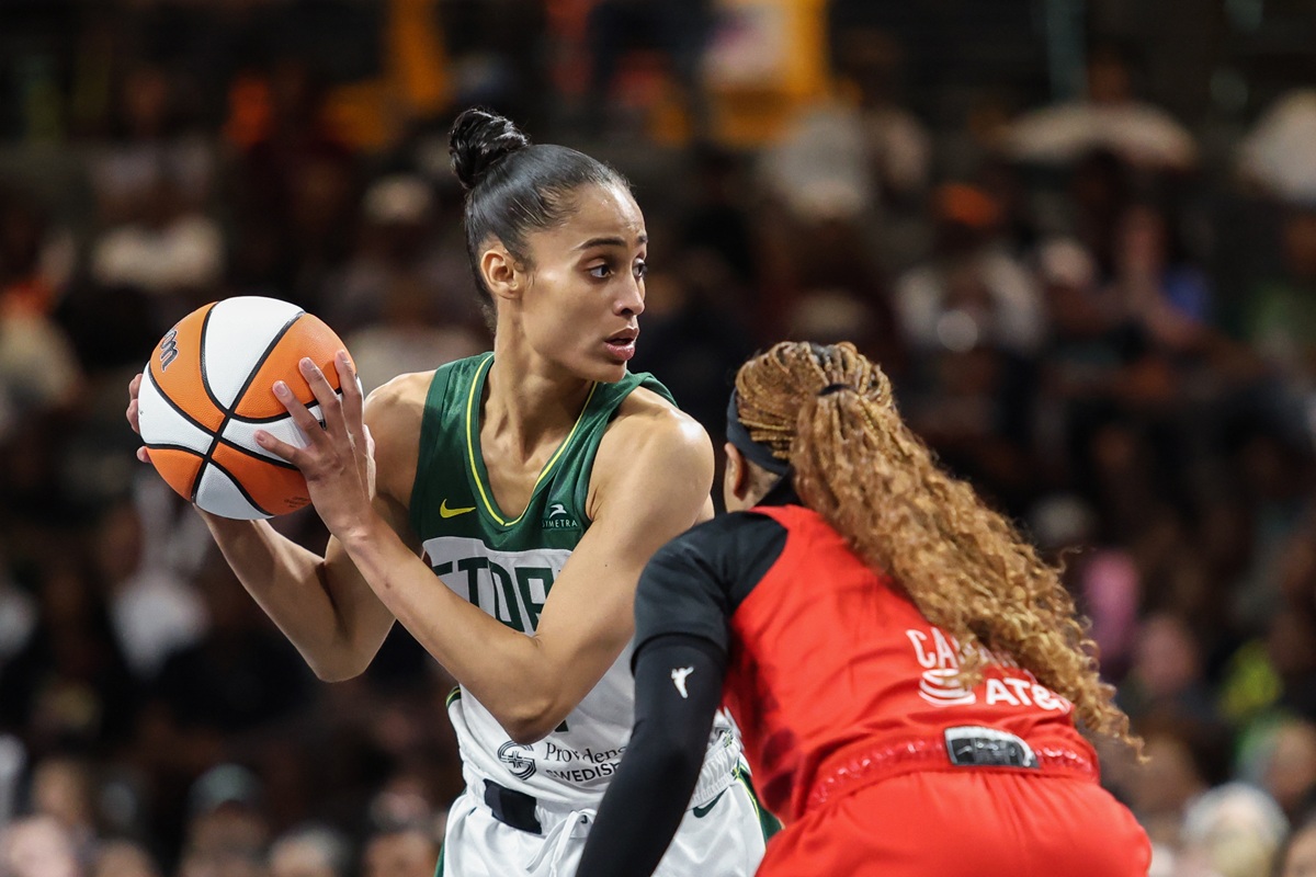 Skylar Diggins (Storm) contre le Dream