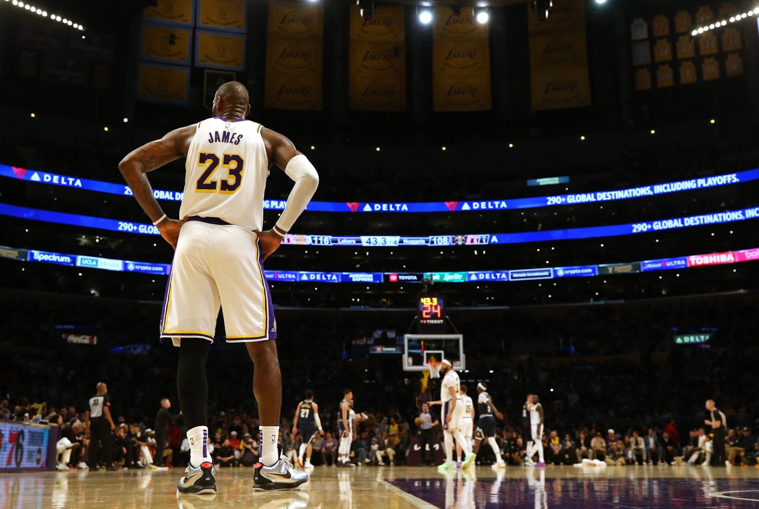 LeBron James avec les Lakers