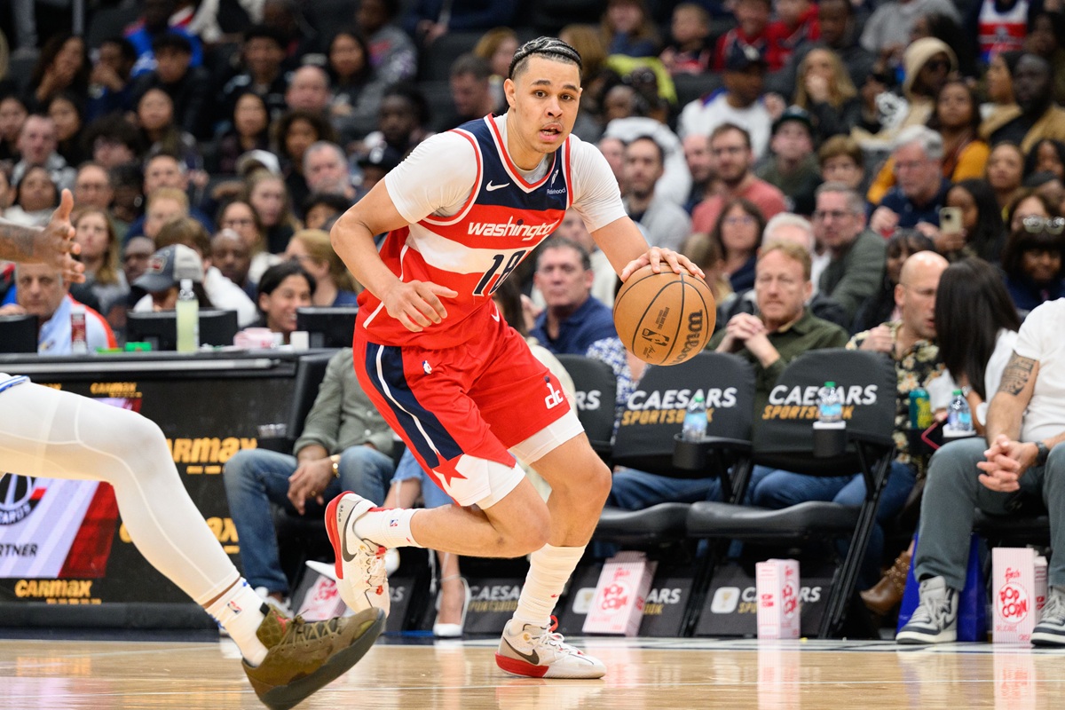 Kyshawn George avec les Wizards contre le Magic