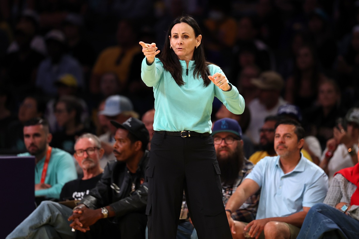 Sandy Brondello, la coach du Liberty contre les Sparks
