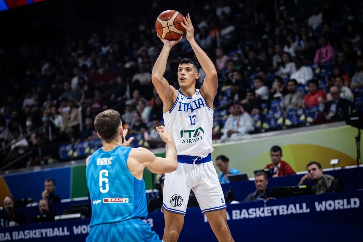 SImone Fontecchio avec l'Italie (crédit photo : FIBA)