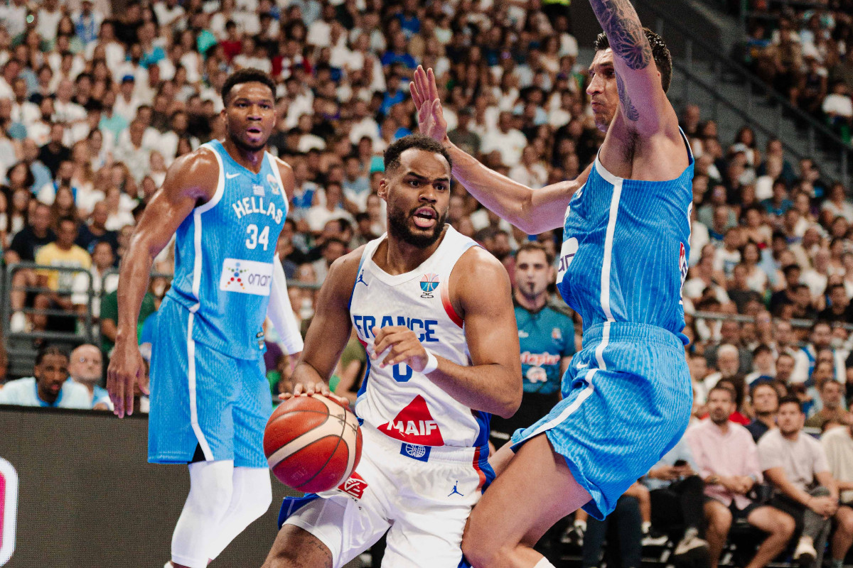 L'Equipe de France face à la Grèce